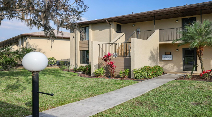 Punta Gorda, Florida 33980, 2 Bedroom Bedrooms, ,2 Bathroombathrooms,Residential,For Sale,Oakview,0,Mfrd6140441