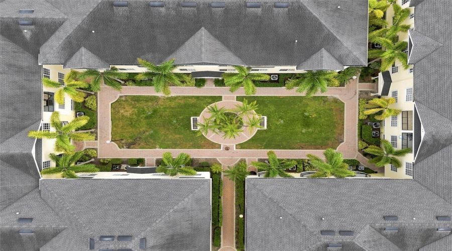 Tampa, Florida 33626, 4 Bedroom Bedrooms, ,3 Bathroombathrooms,Residential,For Sale,Meadow Field,0,Mfrtb8541425