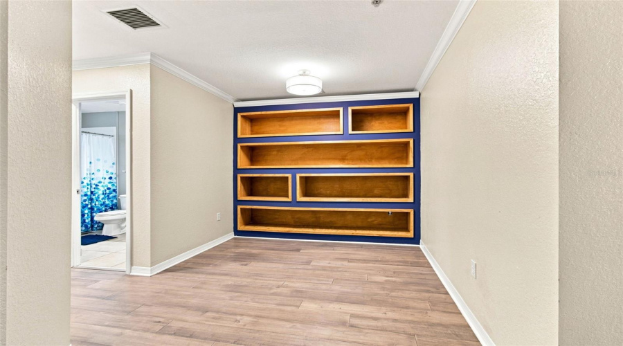 Tampa, Florida 33626, 4 Bedroom Bedrooms, ,3 Bathroombathrooms,Residential,For Sale,Meadow Field,0,Mfrtb8541425