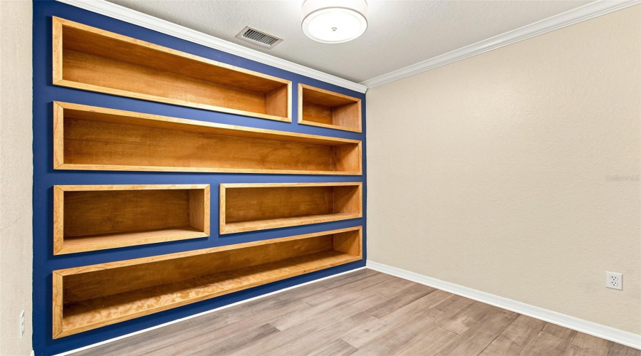 Tampa, Florida 33626, 4 Bedroom Bedrooms, ,3 Bathroombathrooms,Residential,For Sale,Meadow Field,0,Mfrtb8541425