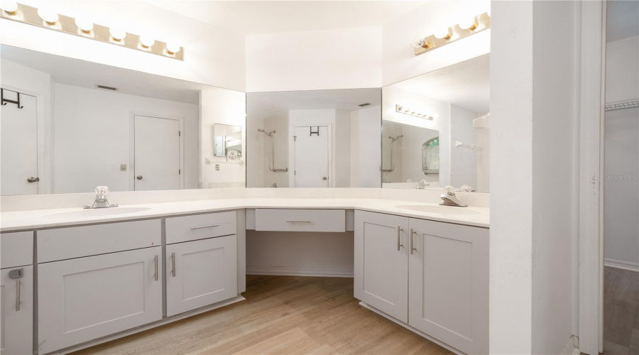 Port Orange, Florida 32127, 4 Bedroom Bedrooms, ,2 Bathroombathrooms,Residential,For Sale,Miles,0,Mfro6427674