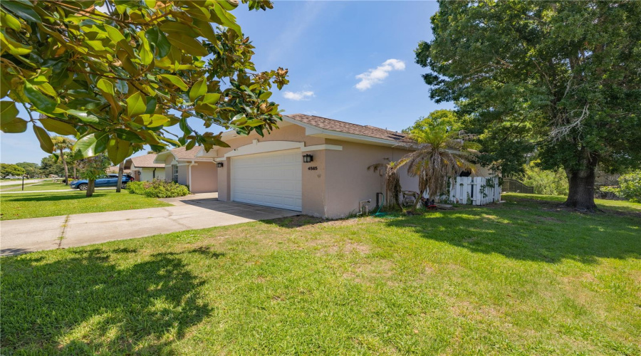 Port Orange, Florida 32127, 4 Bedroom Bedrooms, ,2 Bathroombathrooms,Residential,For Sale,Miles,0,Mfro6427674