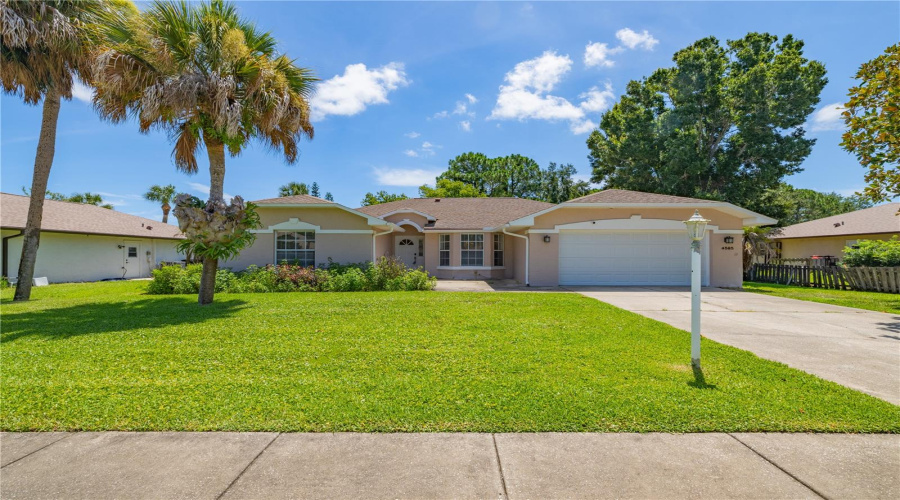 Port Orange, Florida 32127, 4 Bedroom Bedrooms, ,2 Bathroombathrooms,Residential,For Sale,Miles,0,Mfro6427674
