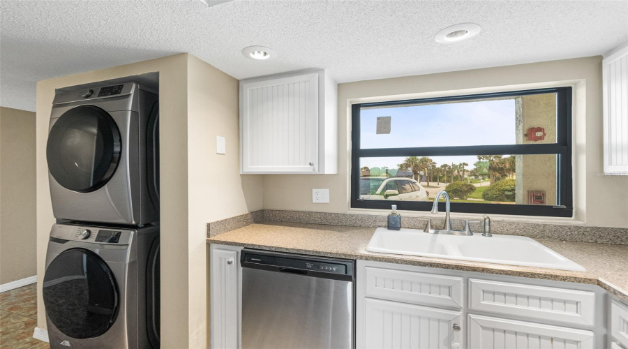 Ormond Beach, Florida 32176, 2 Bedroom Bedrooms, ,2 Bathroombathrooms,Residential,For Sale,Ocean Shore,0,Mfro6416714