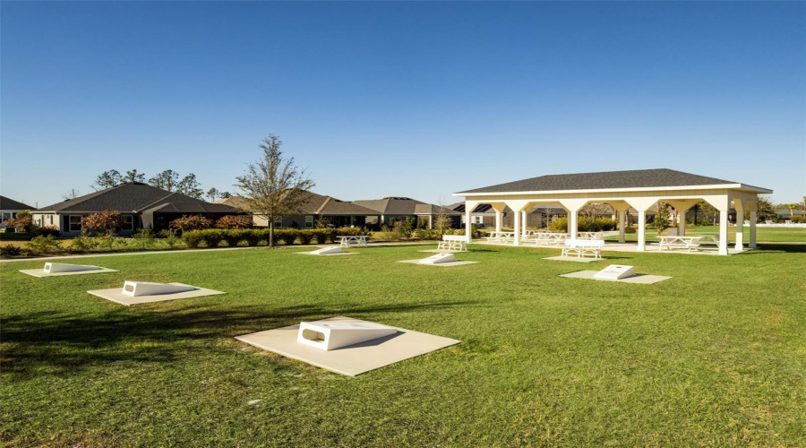 The Villages, Florida 34762, 3 Bedroom Bedrooms, ,2 Bathroombathrooms,Residential,For Sale,Far Hills,0,Mfro6383390