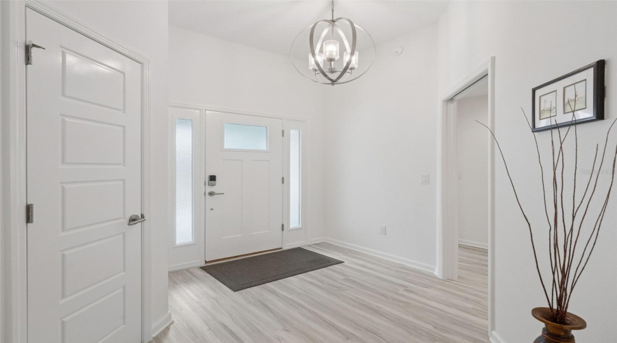 The Villages, Florida 34762, 3 Bedroom Bedrooms, ,2 Bathroombathrooms,Residential,For Sale,Far Hills,0,Mfro6383390