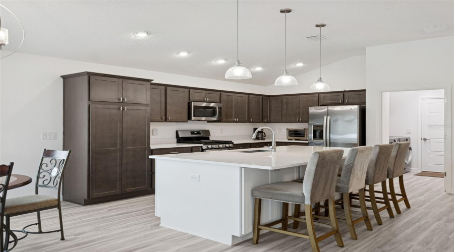 The Villages, Florida 34762, 3 Bedroom Bedrooms, ,2 Bathroombathrooms,Residential,For Sale,Far Hills,0,Mfro6383390