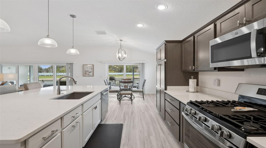 The Villages, Florida 34762, 3 Bedroom Bedrooms, ,2 Bathroombathrooms,Residential,For Sale,Far Hills,0,Mfro6383390