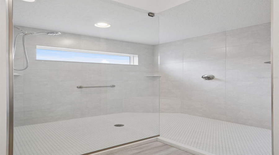 The Villages, Florida 34762, 3 Bedroom Bedrooms, ,2 Bathroombathrooms,Residential,For Sale,Far Hills,0,Mfro6383390