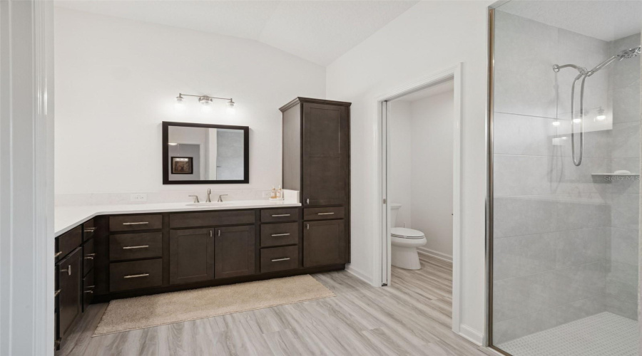 The Villages, Florida 34762, 3 Bedroom Bedrooms, ,2 Bathroombathrooms,Residential,For Sale,Far Hills,0,Mfro6383390