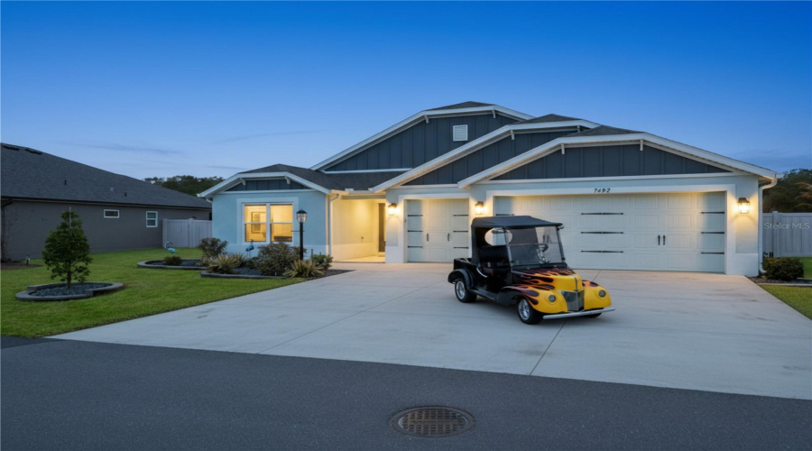 The Villages, Florida 34762, 3 Bedroom Bedrooms, ,2 Bathroombathrooms,Residential,For Sale,Far Hills,0,Mfro6383390