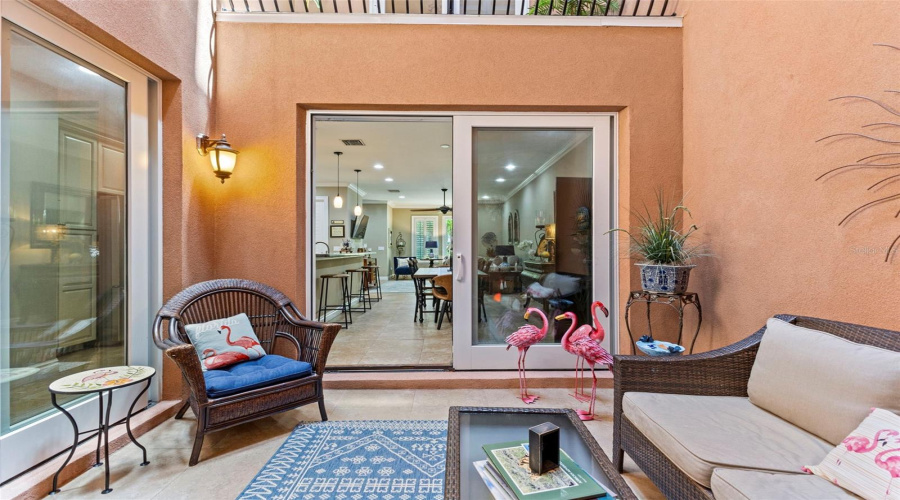 Tampa, Florida 33609, 3 Bedroom Bedrooms, ,2 Bathroombathrooms,Residential,For Sale,Dale,0,Mfrtb8523526