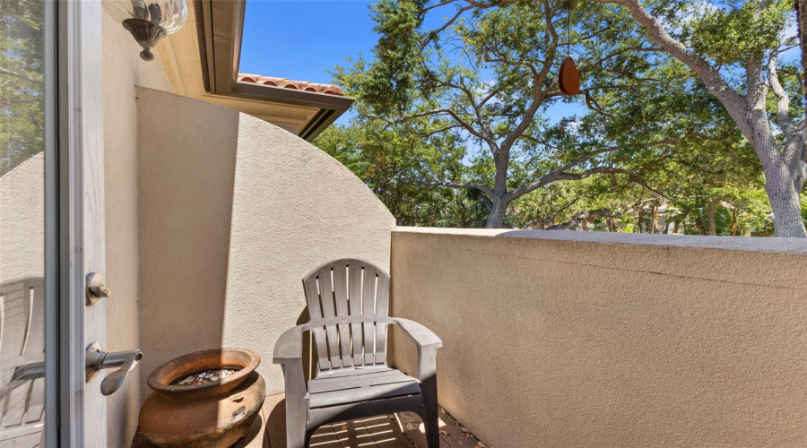 Tampa, Florida 33609, 3 Bedroom Bedrooms, ,2 Bathroombathrooms,Residential,For Sale,Dale,0,Mfrtb8523526