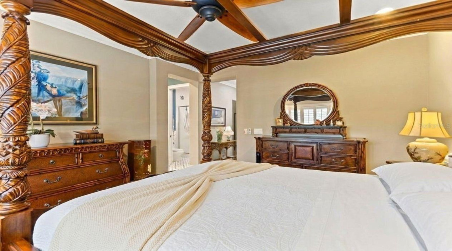 Tampa, Florida 33609, 3 Bedroom Bedrooms, ,2 Bathroombathrooms,Residential,For Sale,Dale,0,Mfrtb8523526