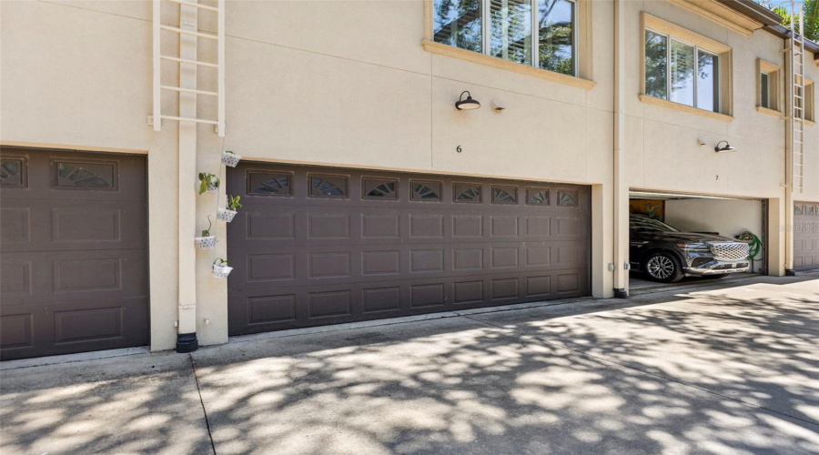 Tampa, Florida 33609, 3 Bedroom Bedrooms, ,2 Bathroombathrooms,Residential,For Sale,Dale,0,Mfrtb8523526