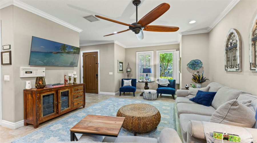Tampa, Florida 33609, 3 Bedroom Bedrooms, ,2 Bathroombathrooms,Residential,For Sale,Dale,0,Mfrtb8523526