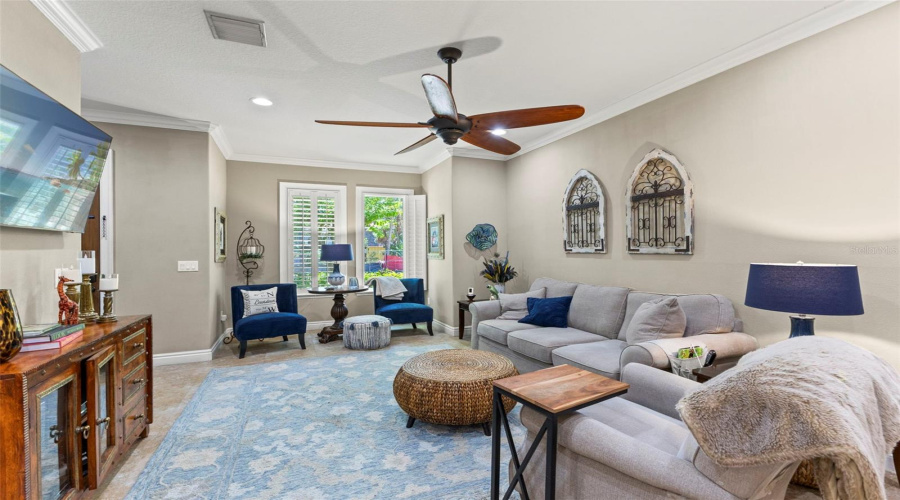 Tampa, Florida 33609, 3 Bedroom Bedrooms, ,2 Bathroombathrooms,Residential,For Sale,Dale,0,Mfrtb8523526