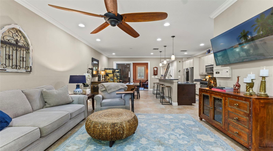 Tampa, Florida 33609, 3 Bedroom Bedrooms, ,2 Bathroombathrooms,Residential,For Sale,Dale,0,Mfrtb8523526