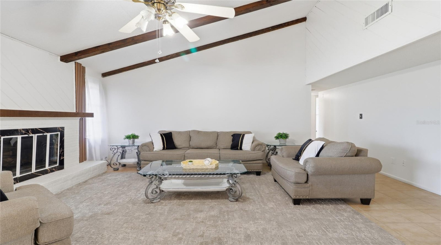 Brandon, Florida 33511, 3 Bedroom Bedrooms, ,2 Bathroombathrooms,Residential,For Sale,Centerwood,0,Mfrp4938864