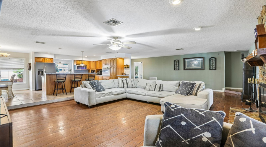Palm Harbor, Florida 34684, 4 Bedroom Bedrooms, ,4 Bathroombathrooms,Residential,For Sale,Canal,0,Mfrtb8538140