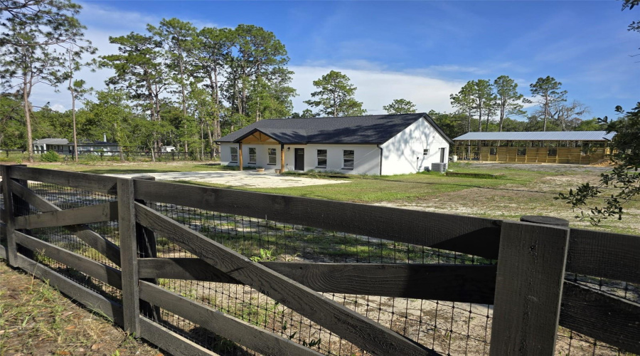 Morriston, Florida 32668, 3 Bedroom Bedrooms, ,2 Bathroombathrooms,Residential,For Sale,55Th,0,Mfrom729624