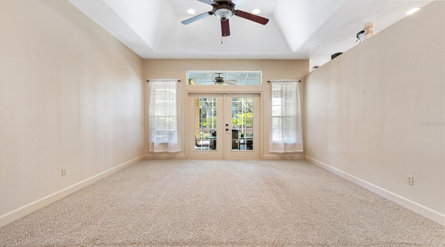 Fruitland Park, Florida 34731, 4 Bedroom Bedrooms, ,3 Bathroombathrooms,Residential,For Sale,Serene,0,Mfrg5116193