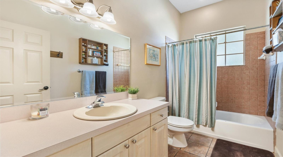 Fruitland Park, Florida 34731, 4 Bedroom Bedrooms, ,3 Bathroombathrooms,Residential,For Sale,Serene,0,Mfrg5116193