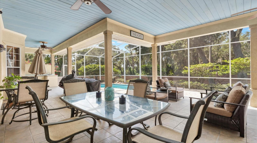 Fruitland Park, Florida 34731, 4 Bedroom Bedrooms, ,3 Bathroombathrooms,Residential,For Sale,Serene,0,Mfrg5116193