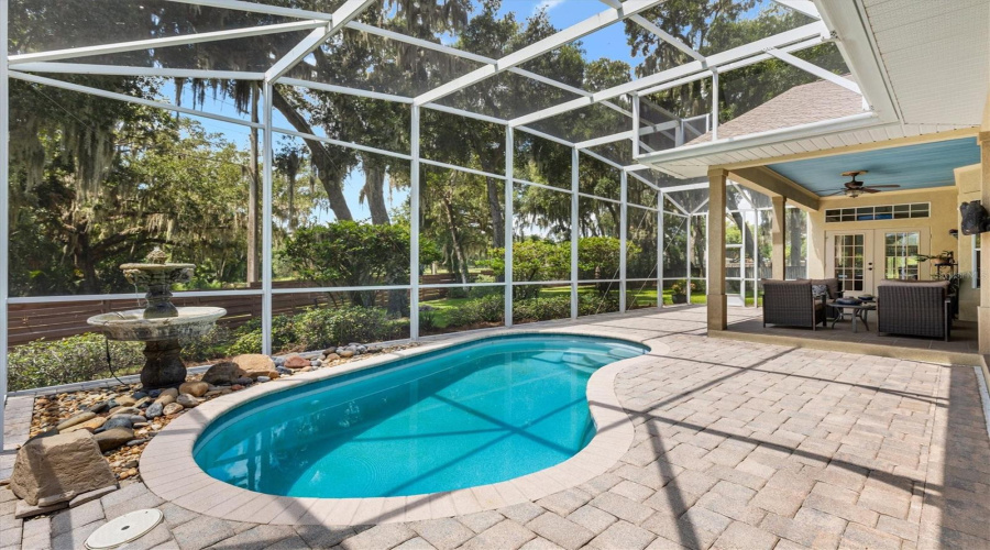 Fruitland Park, Florida 34731, 4 Bedroom Bedrooms, ,3 Bathroombathrooms,Residential,For Sale,Serene,0,Mfrg5116193