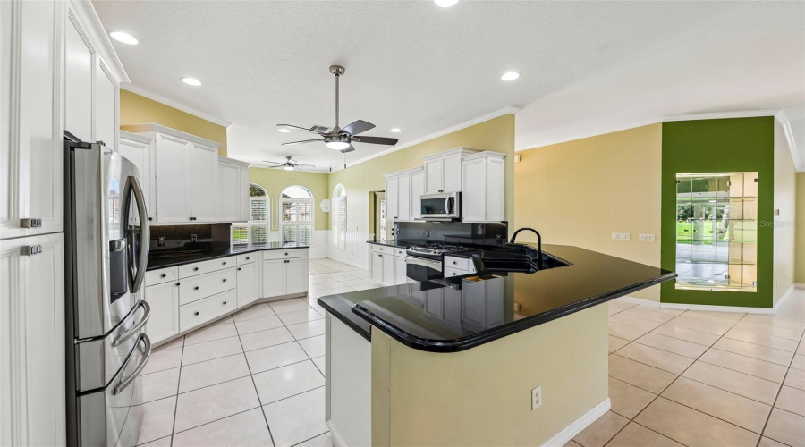 The Villages, Florida 32162, 3 Bedroom Bedrooms, ,2 Bathroombathrooms,Residential,For Sale,Sterling,0,Mfrg5116372