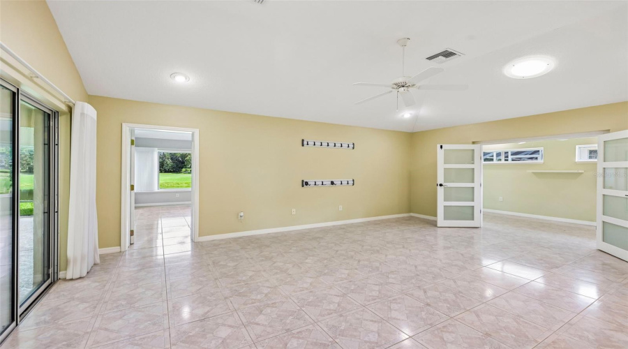 The Villages, Florida 32162, 3 Bedroom Bedrooms, ,2 Bathroombathrooms,Residential,For Sale,Sterling,0,Mfrg5116372