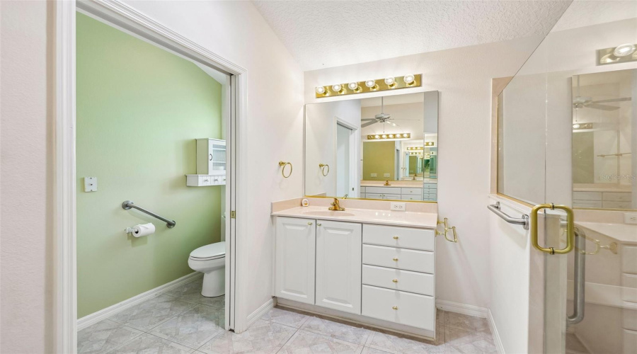 The Villages, Florida 32162, 3 Bedroom Bedrooms, ,2 Bathroombathrooms,Residential,For Sale,Sterling,0,Mfrg5116372