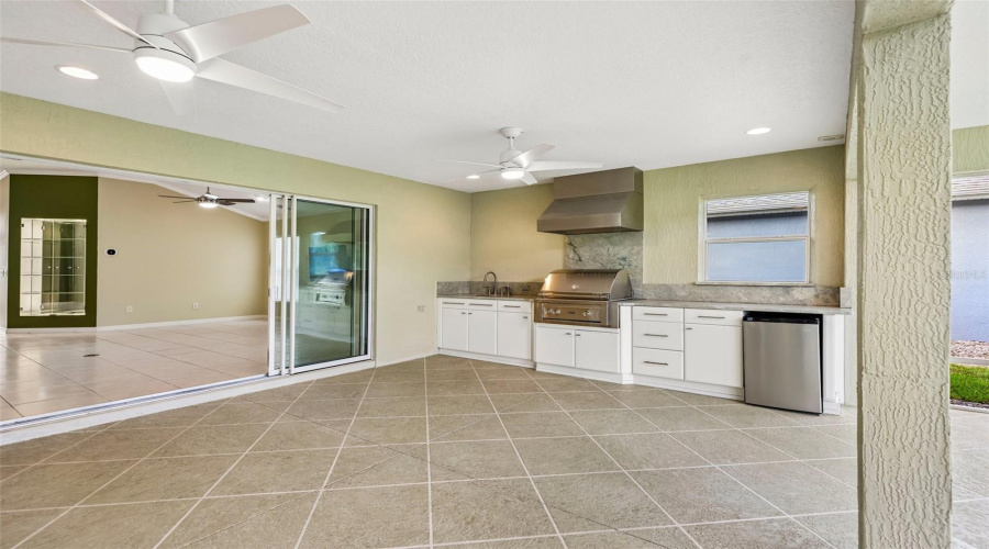 The Villages, Florida 32162, 3 Bedroom Bedrooms, ,2 Bathroombathrooms,Residential,For Sale,Sterling,0,Mfrg5116372