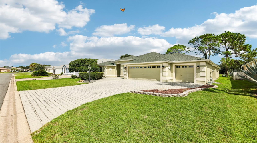 The Villages, Florida 32162, 3 Bedroom Bedrooms, ,2 Bathroombathrooms,Residential,For Sale,Sterling,0,Mfrg5116372