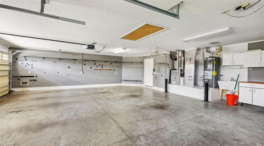 Garage W/Tongue &Amp; Groove Wall Paneling