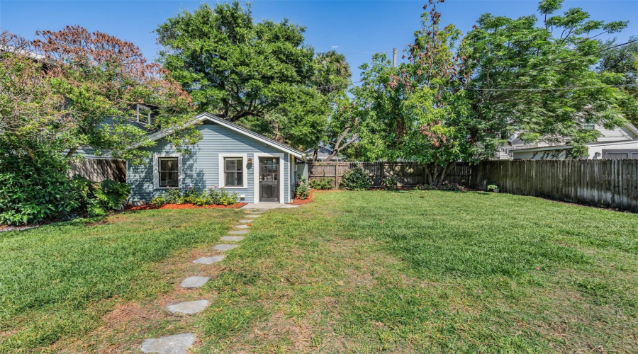 Tampa, Florida 33603, 5 Bedroom Bedrooms, ,3 Bathroombathrooms,Residential,For Sale,Seminole,0,Mfrtb8500224