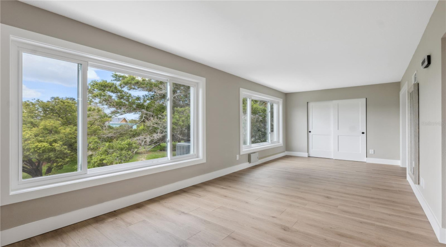 Huge Bonus Flex Space Can Be Used For A Family Room /Office Or 3Rd Bedroom