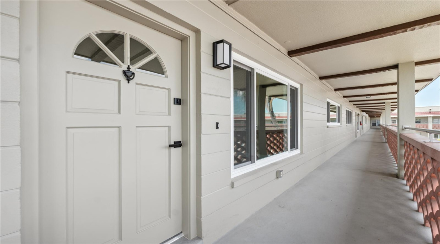 Spacious Front Entrance With Room For Small Patio Table &Amp; Chairs