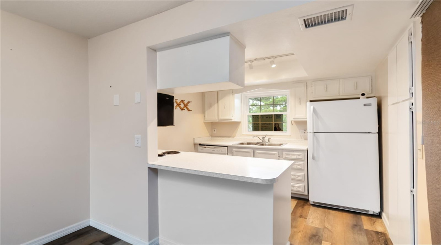 Kitchen Peninsula