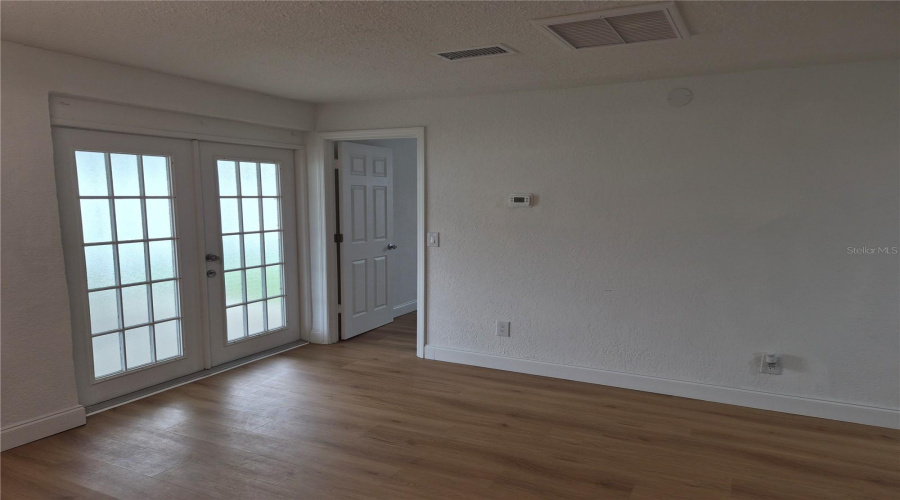 St Petersburg, Florida 33711, 2 Bedroom Bedrooms, ,1 Bathroombathrooms,Residential,For Sale,12Th,0,Mfrtb8535415