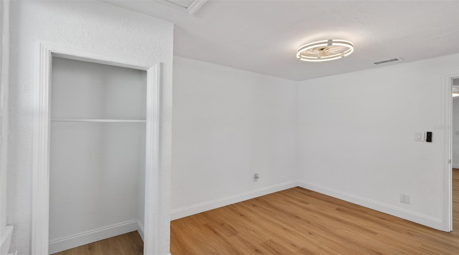 St Petersburg, Florida 33711, 2 Bedroom Bedrooms, ,1 Bathroombathrooms,Residential,For Sale,12Th,0,Mfrtb8535415