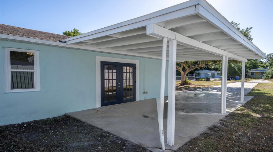 St Petersburg, Florida 33711, 2 Bedroom Bedrooms, ,1 Bathroombathrooms,Residential,For Sale,12Th,0,Mfrtb8535415