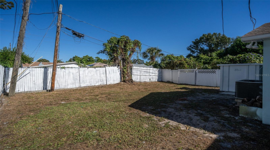 St Petersburg, Florida 33711, 2 Bedroom Bedrooms, ,1 Bathroombathrooms,Residential,For Sale,12Th,0,Mfrtb8535415
