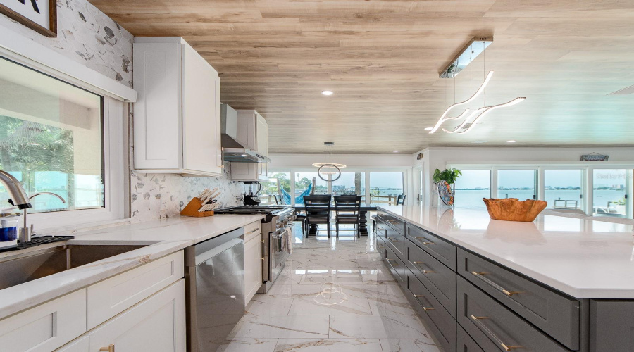 Clearwater, Florida 33755, 3 Bedroom Bedrooms, ,2 Bathroombathrooms,Residential,For Sale,Venetian Point,0,Mfrtb8534227