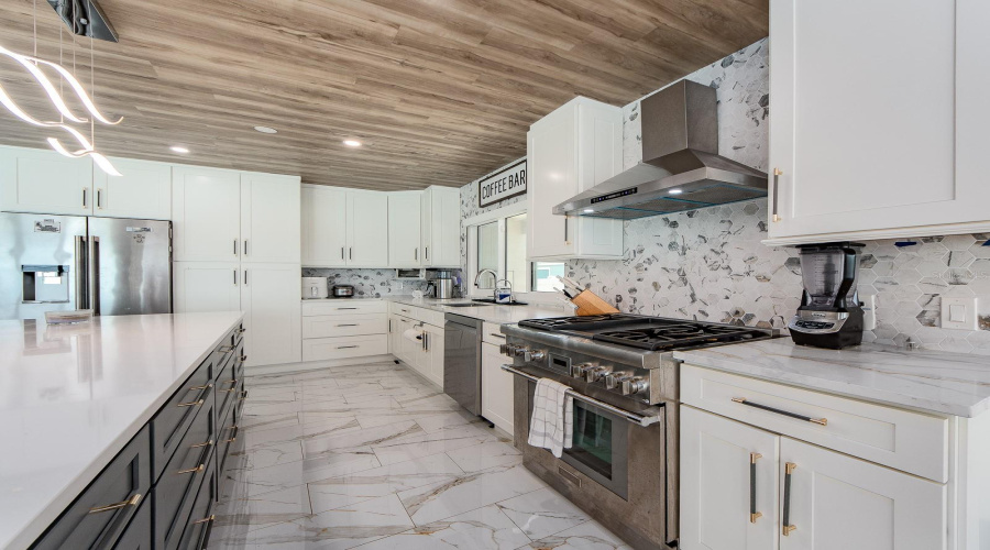 Clearwater, Florida 33755, 3 Bedroom Bedrooms, ,2 Bathroombathrooms,Residential,For Sale,Venetian Point,0,Mfrtb8534227