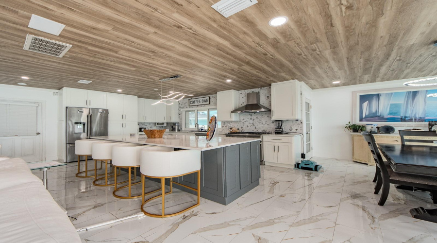 Clearwater, Florida 33755, 3 Bedroom Bedrooms, ,2 Bathroombathrooms,Residential,For Sale,Venetian Point,0,Mfrtb8534227