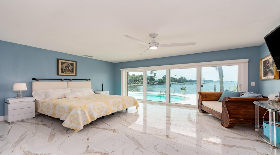 Clearwater, Florida 33755, 3 Bedroom Bedrooms, ,2 Bathroombathrooms,Residential,For Sale,Venetian Point,0,Mfrtb8534227