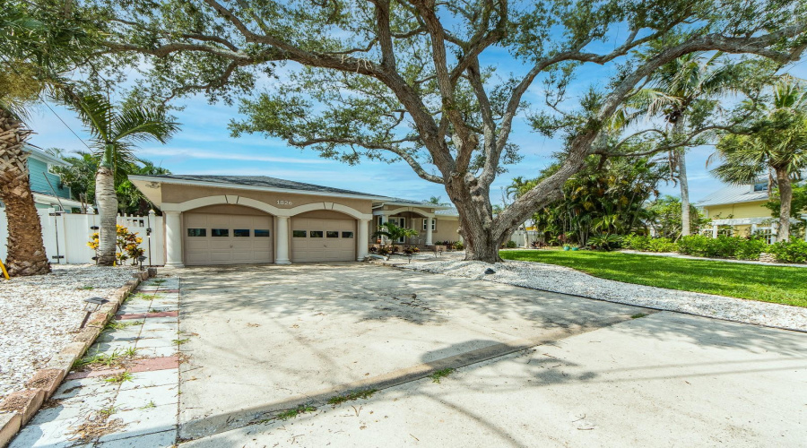Clearwater, Florida 33755, 3 Bedroom Bedrooms, ,2 Bathroombathrooms,Residential,For Sale,Venetian Point,0,Mfrtb8534227
