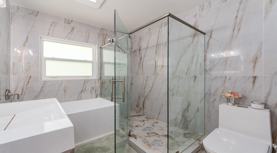 Clearwater, Florida 33755, 3 Bedroom Bedrooms, ,2 Bathroombathrooms,Residential,For Sale,Venetian Point,0,Mfrtb8534227