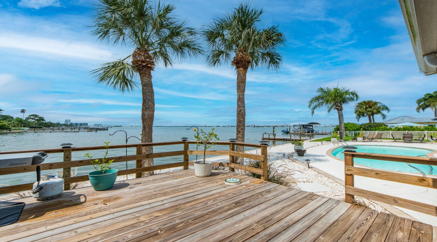 Clearwater, Florida 33755, 3 Bedroom Bedrooms, ,2 Bathroombathrooms,Residential,For Sale,Venetian Point,0,Mfrtb8534227